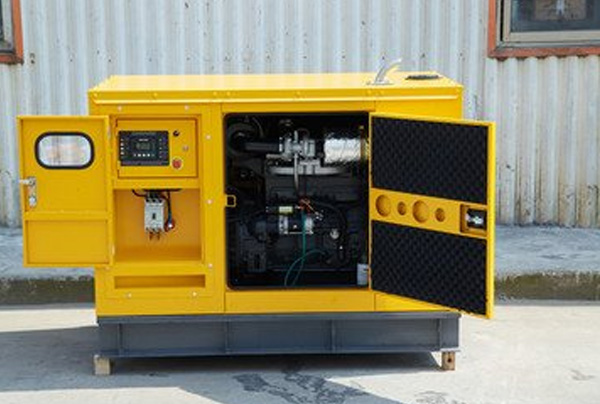 大功率靜音柴油發電機組使用：平衡隔音結構與散熱效率，保障機組穩定運行